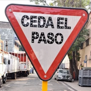Señal Ceda el Paso
